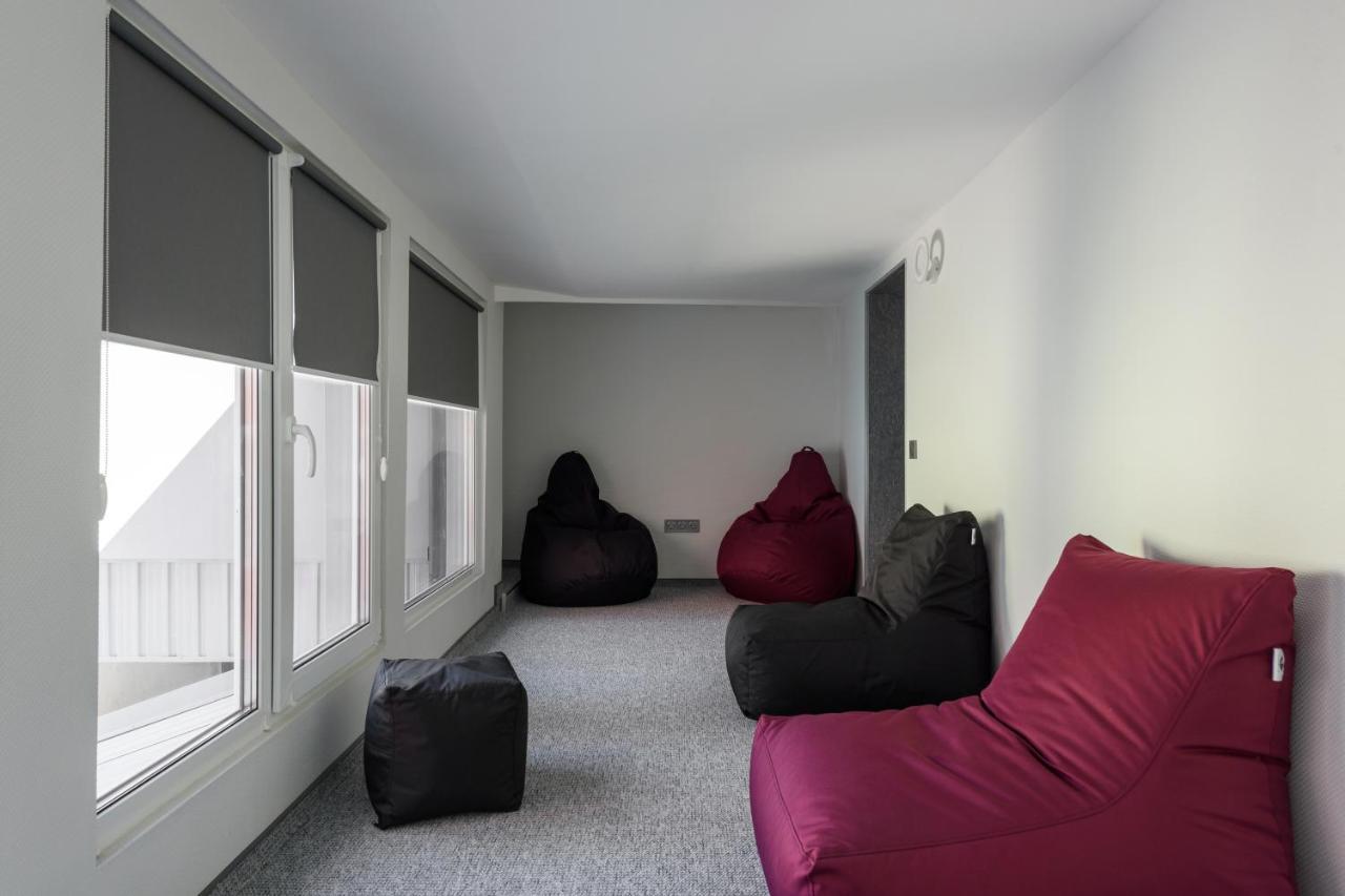 Apart Hotel Fusion Chernivtsi Ngoại thất bức ảnh
