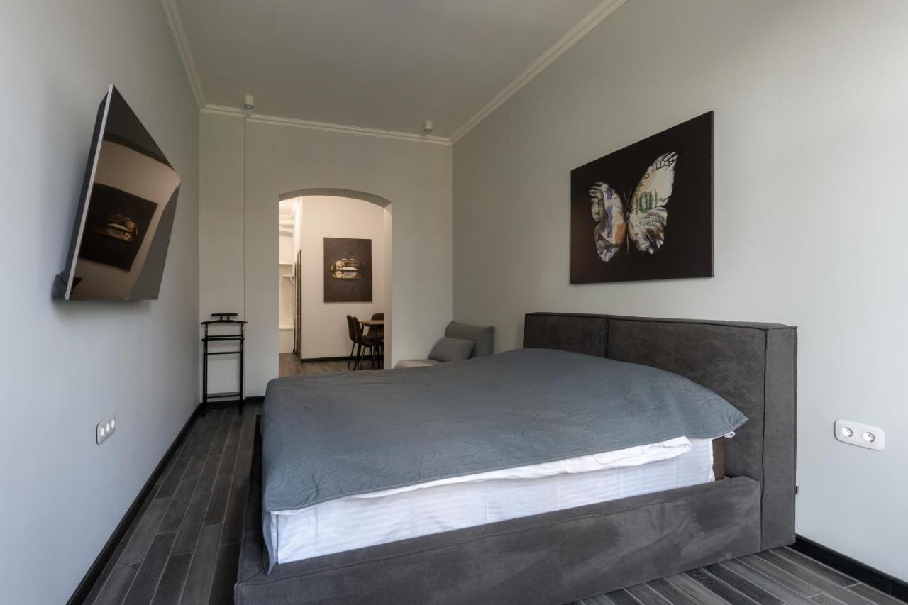 Apart Hotel Fusion Chernivtsi Ngoại thất bức ảnh